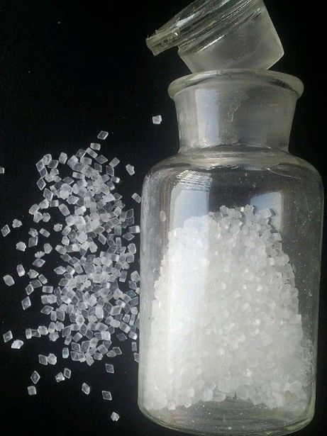 No. cristalino 128-44-9 de CAS de la sacarina del sodio para la utilización alimenticia industrial y